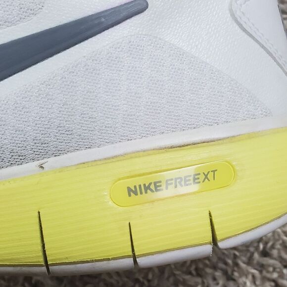 Nike Fly Wire free xt Yellow, Gray & White Athletic Shoes - Picture 6 of 8